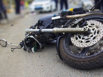 На Львівщині перекинувся мотоцикліст