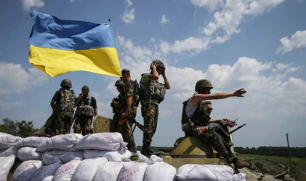 Опублікували фото з місця вбивства українських медиків у Донецьку (ФОТО)