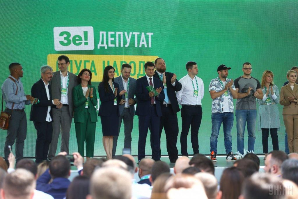 У “Слузі народу” визначилися: стали відомі імена нових спікера та віце-спікера