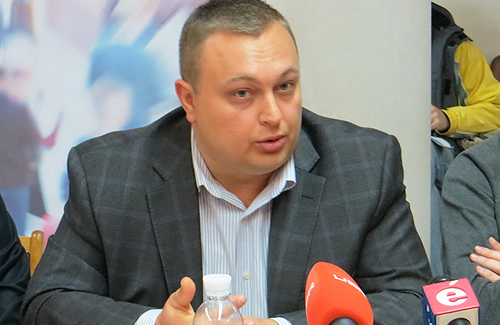 У президентській партії “Слуга народу” фіксується падіння рейтингу, – Антипович