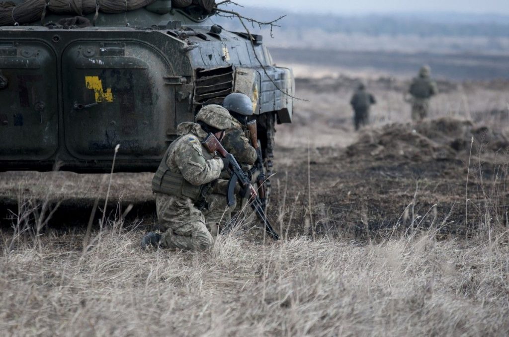 На Донбасі загинув український військовий
