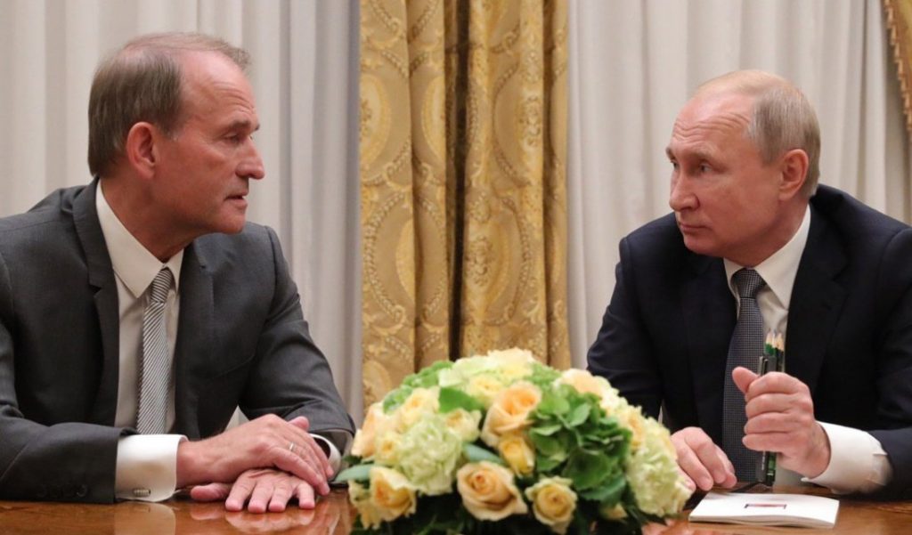 “Нас пов’язують спільні цінності”: партія Медвечука від імені всіх українців привітала окупантів з Днем Росії