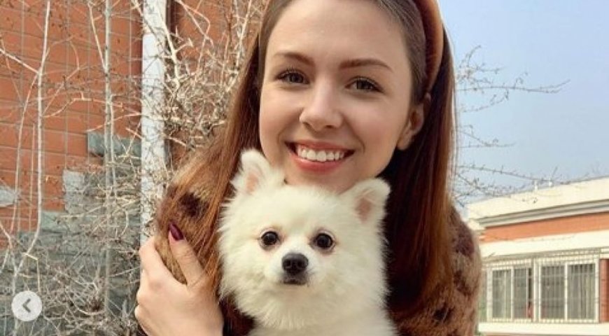 Застрягла в Ухані Настя з собачкою розбила сім’ю голови міграційної служби(ФОТО)