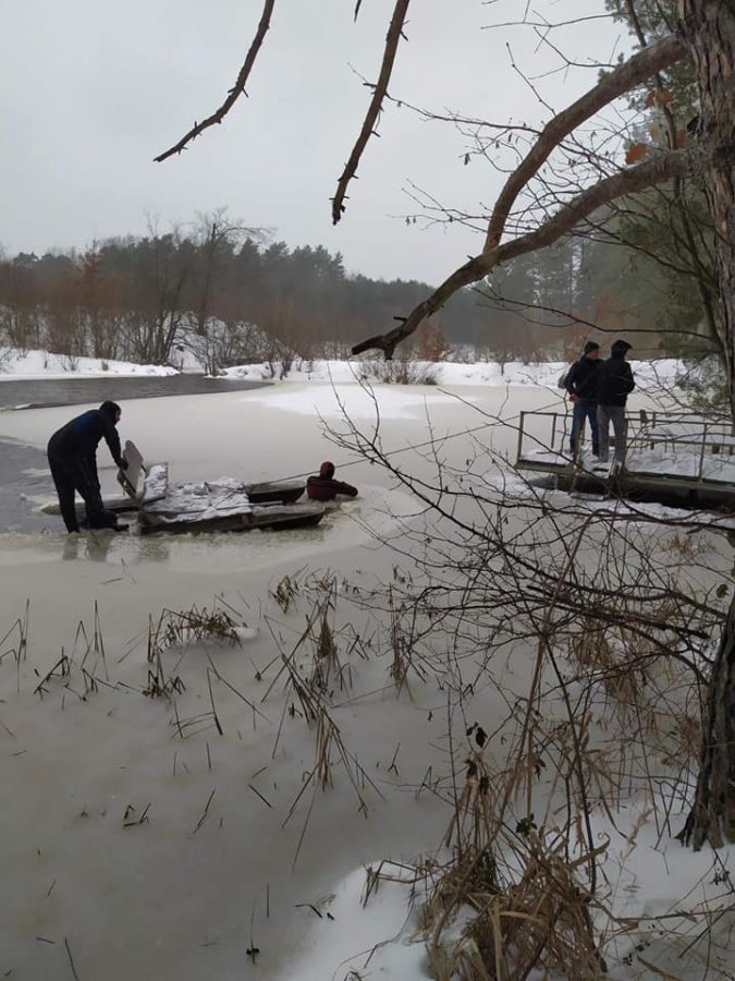 У Львівській області на базі відпочинку в озері втопився 26-річний хлопець (ФОТО)