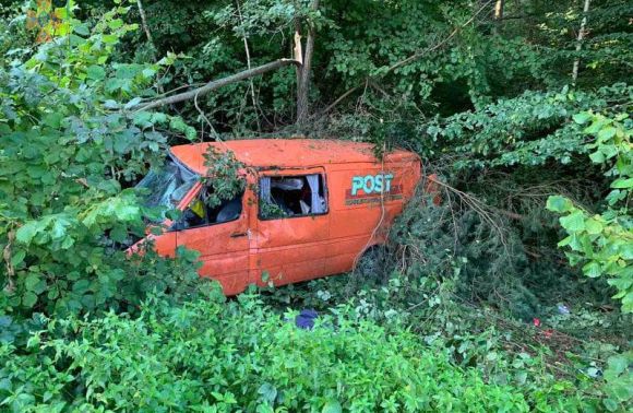“Четверо людей забрала швидка”: на Львівщині зіткнулися KIA Sportage та Mercedes Sprinter (ФОТО)