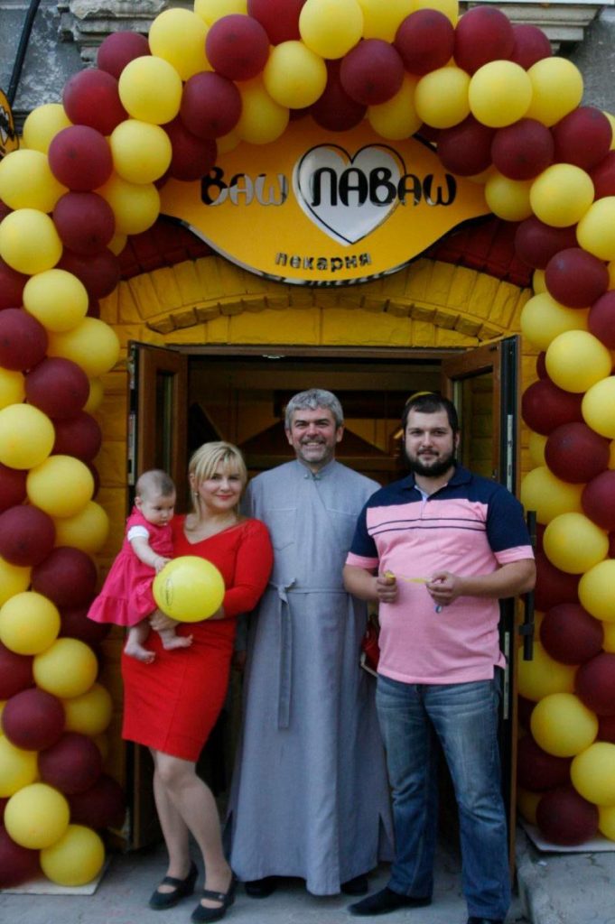 У Самборі сім’я учасника Революції Гідності відкрила пекарню-кафе (ФОТО)